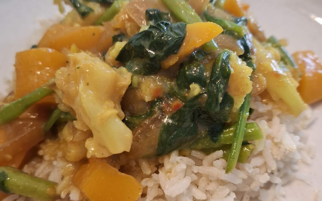Curry met zilvervliesrijst